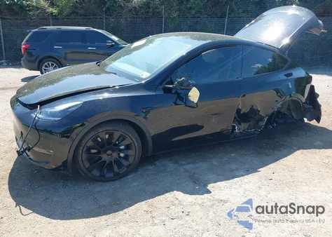 2023 Tesla Model Y Awd/Long Range Dual Motor All-Wheel Drive from USA, damaged, VIN 7SAYGDEE4PF838007